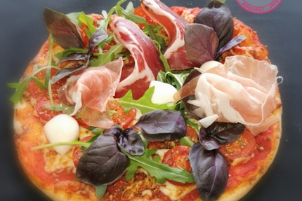 La Tourtière Sin Le Noble