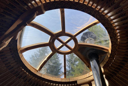 L'instant Yourte Restaurant en Hiver/ Logement insolite en été