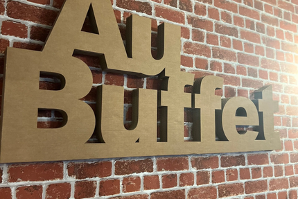 Au Buffet « Cuisine française à volonté »