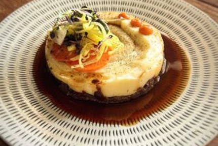 Caffé César, Restaurant L’initial