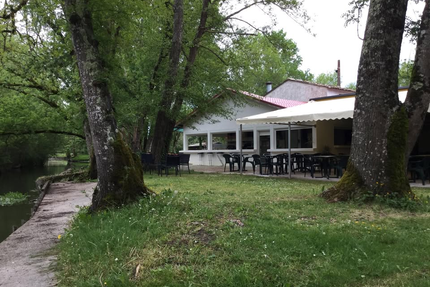 Le Pédalo by L’Empreinte