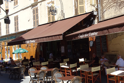 Café du centre "Chez Sissis"