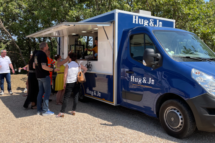 HUG AND JO restaurant