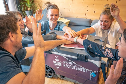 La Tanière des enragés - Bar à bières - Lancer de haches -Escape Games Sensoriel - Restauration québecoise