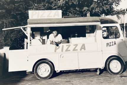 PIZZA CASA DI LUGARI / CENTRE VILLAGE