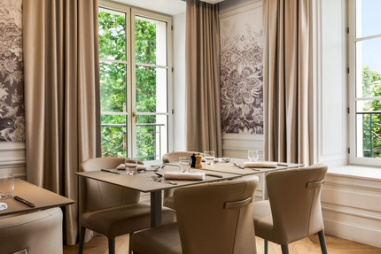 Restaurant La Toile - Hôtel Dolce by Wyndham Versailles