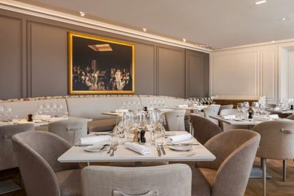 Restaurant La Toile - Hôtel Dolce by Wyndham Versailles