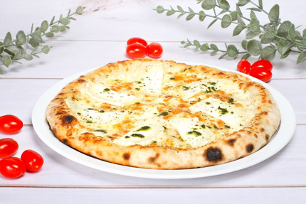 Tic Tac Pizza à Plouhinec 24/24 et 7/7 distributeur