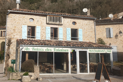 AU RELAIS DES FALAISES