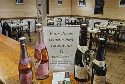 AU RELAIS DES FALAISES