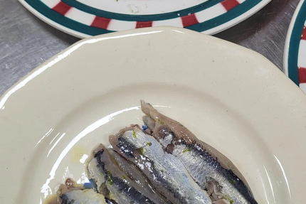 Yaya Café Restaurant