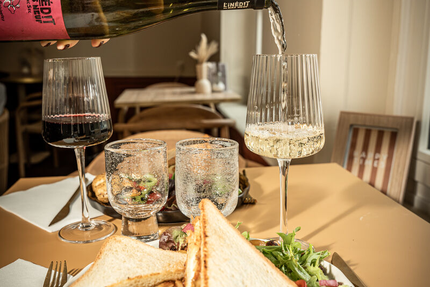 HAND coffee-shop restaurant