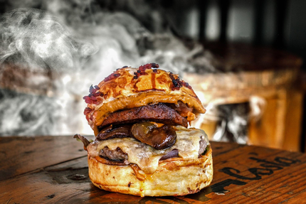 UNE FAIM DE LOUP ÉTOILE SUR RHÔNE