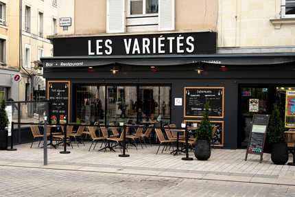 Les Variétés