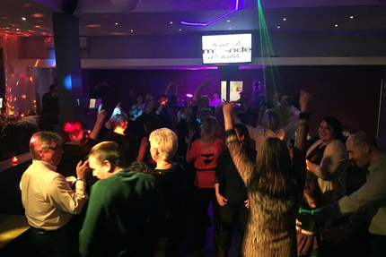 Tout le Monde à Table