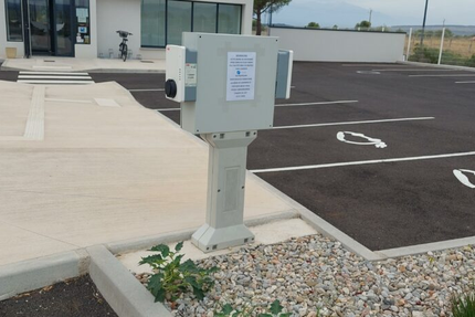 XOT brewpub cave restaurant