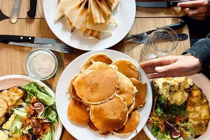 Dhandi Épicerie Café Resto