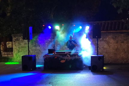 Fêtes et loisirs 84