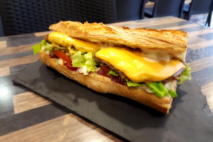 Le Central Snack