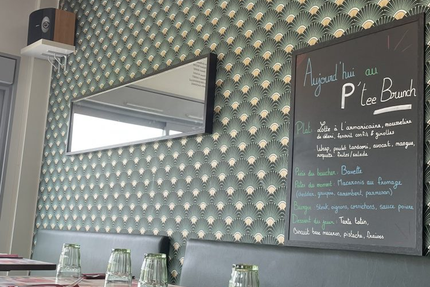 Le P'tee Brunch Bar Restaurant
