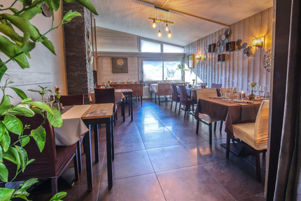 LA CREMAILLERE Taninges