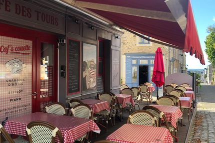 CAFÉ DES TOURS