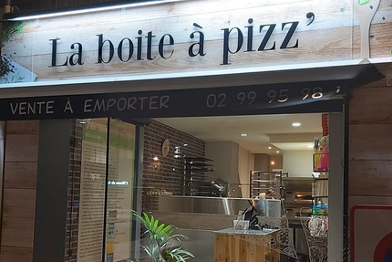 La boite a pizz louvigne du désert