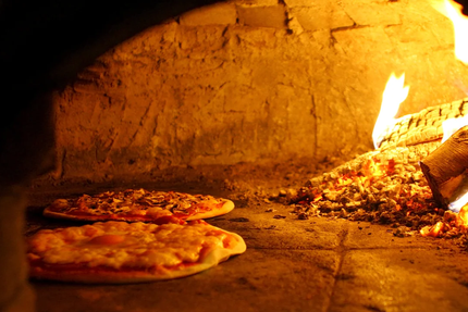 Alpassetto ( Camions pizzas au feu de bois )