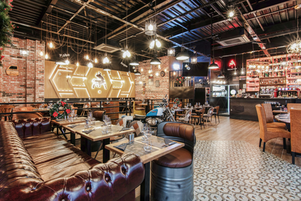 American Steak House Servon