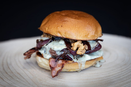 LES MORDUS DU BURGER ERNEE