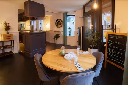 Origines: gastronomie et vins