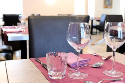 Le Restaurant Rouget De Lisle