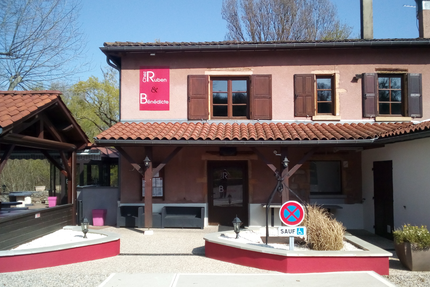 Restaurant AU VIEUX PORT, CHEZ Ruben & Bénédicte