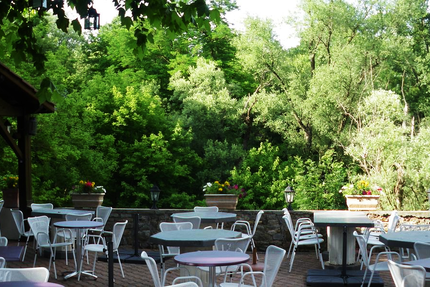 Restaurant AU VIEUX PORT, CHEZ Ruben & Bénédicte