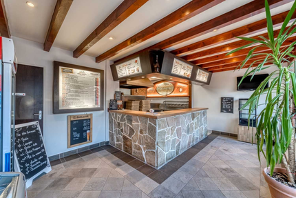 Pizza Pepone Charvonnex