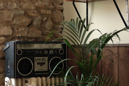 Sarl Chez Nous French Pub