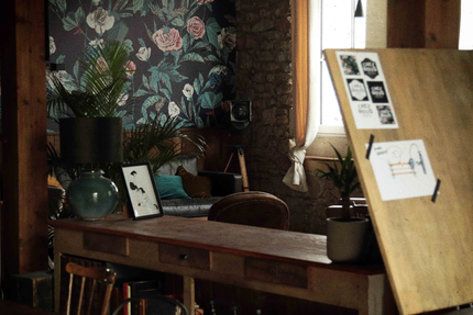 Sarl Chez Nous French Pub