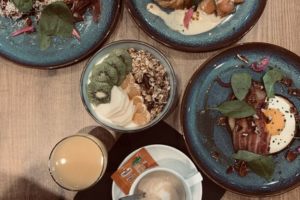 DUR A CUIRE LORIENT bar/brunch/lunch