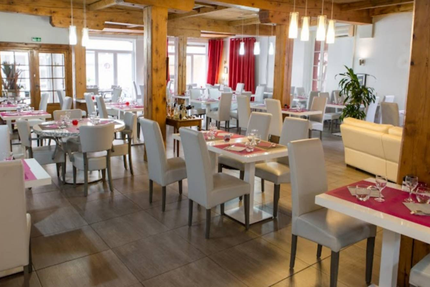 Le Vieux-Moulin Cinq-Avenues