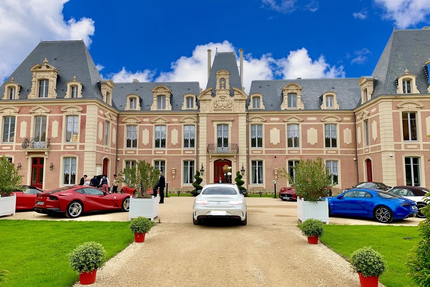 Le Daniels Restaurant - Younan Collection