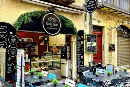 Chez Alex