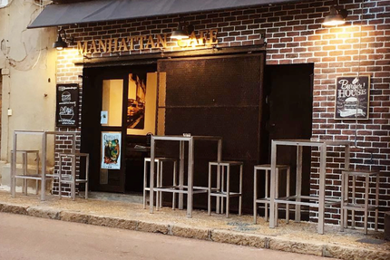 Manhattan Café