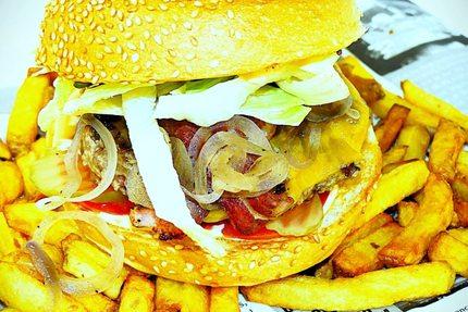 Yellow bus by Le B.O burger Beaune