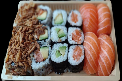 Dee Dee Thai Sushi