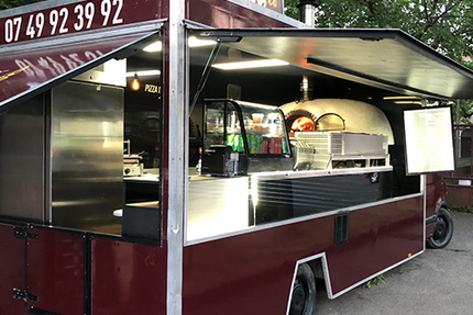 Pizza Delicieuse : Camion Pizza Four à Bois Oullins pierre -benite