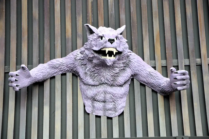 La tanière de la bête