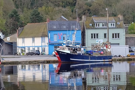 LE SURCOUF CAFE RESTO DU PORT