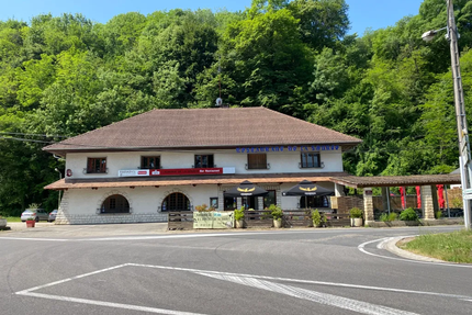 Auberge De La Source