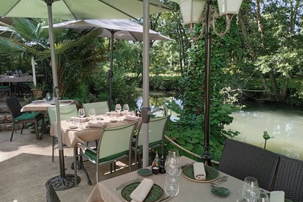 Le Joséphine Restaurant