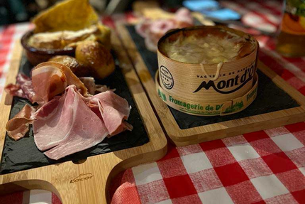 Les Copains À Table